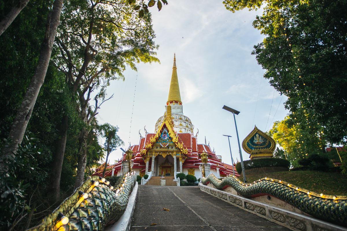 Phutthathambanlue Chedi at Wat Bang Riang